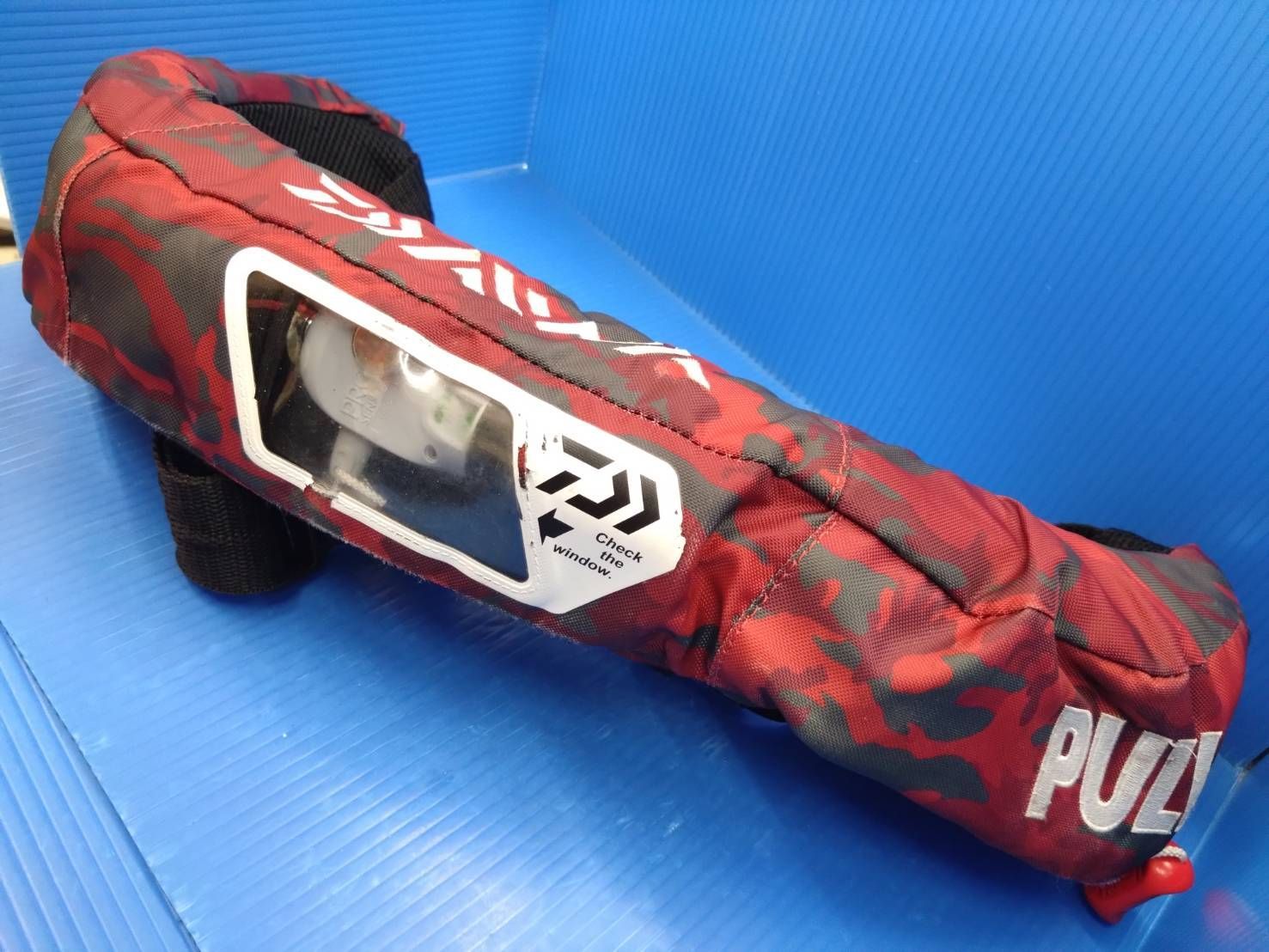 たぬき 希少 ダイワ DF-2207 自動膨張式ライフジャケット ウエストタイプ ウェア