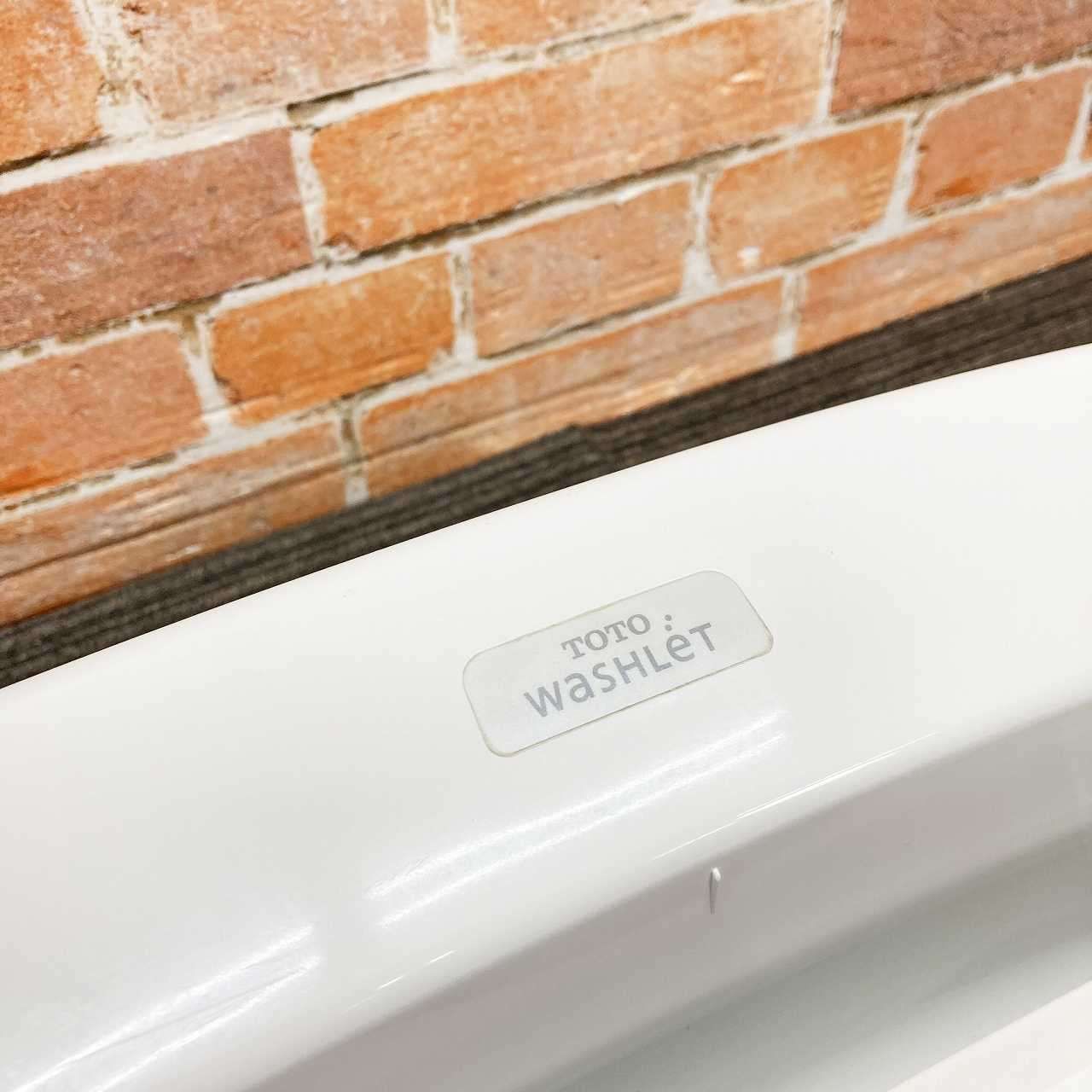 11 ペールホワイト