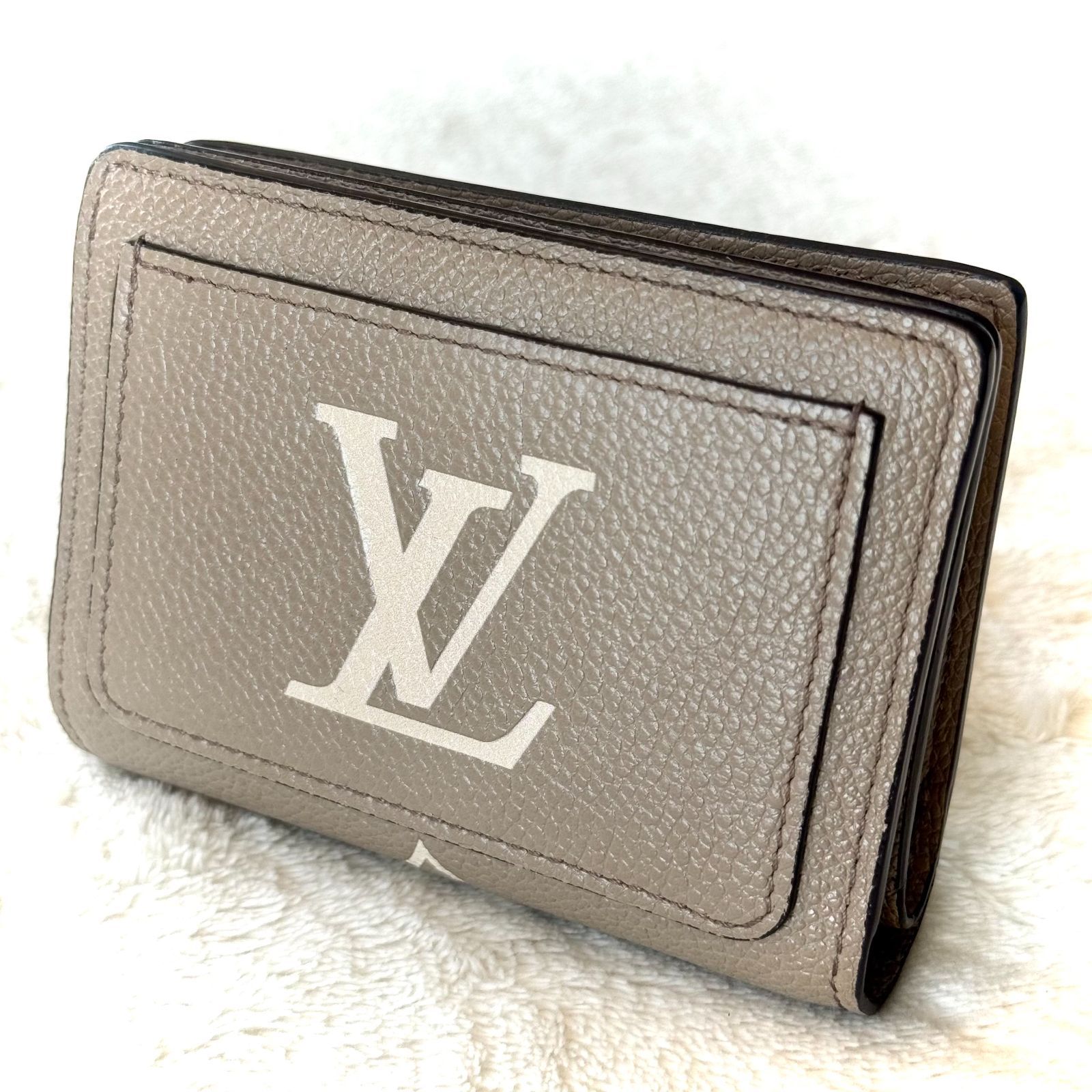 美品】LOUIS VUITTON ルイヴィトン M82370 財布 二つ折り