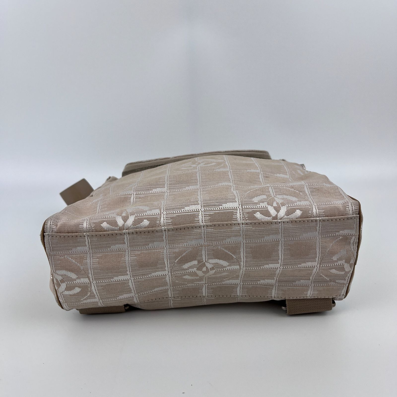中古】CHANEL シャネル ココマーク ニュートラベルライン リュック  