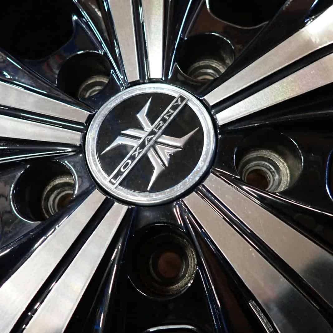 LOXARNY MAGNUS（ロクサーニ マグナス）4本 18インチ 7J