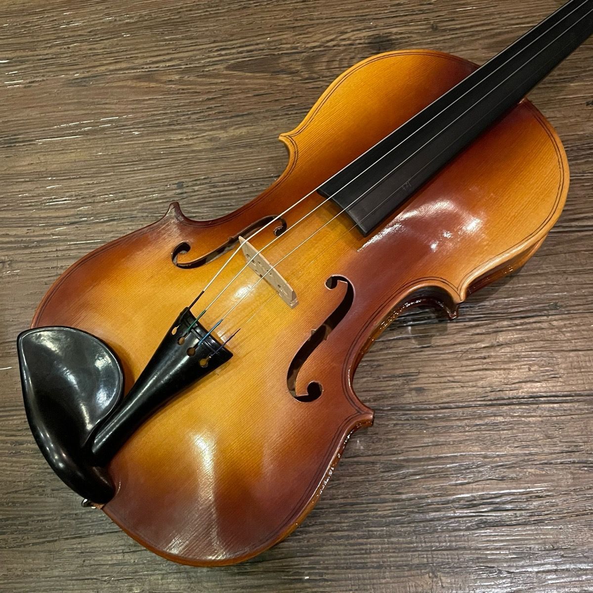 ♥特価♥未使用新品Bestlerバイオリン4/4♥弓、ケ―ス松脂、ピッチパイプ付 ♥特価♥未使用新品Bestlerバイオリン4/4♥弓、ケ―ス松脂、