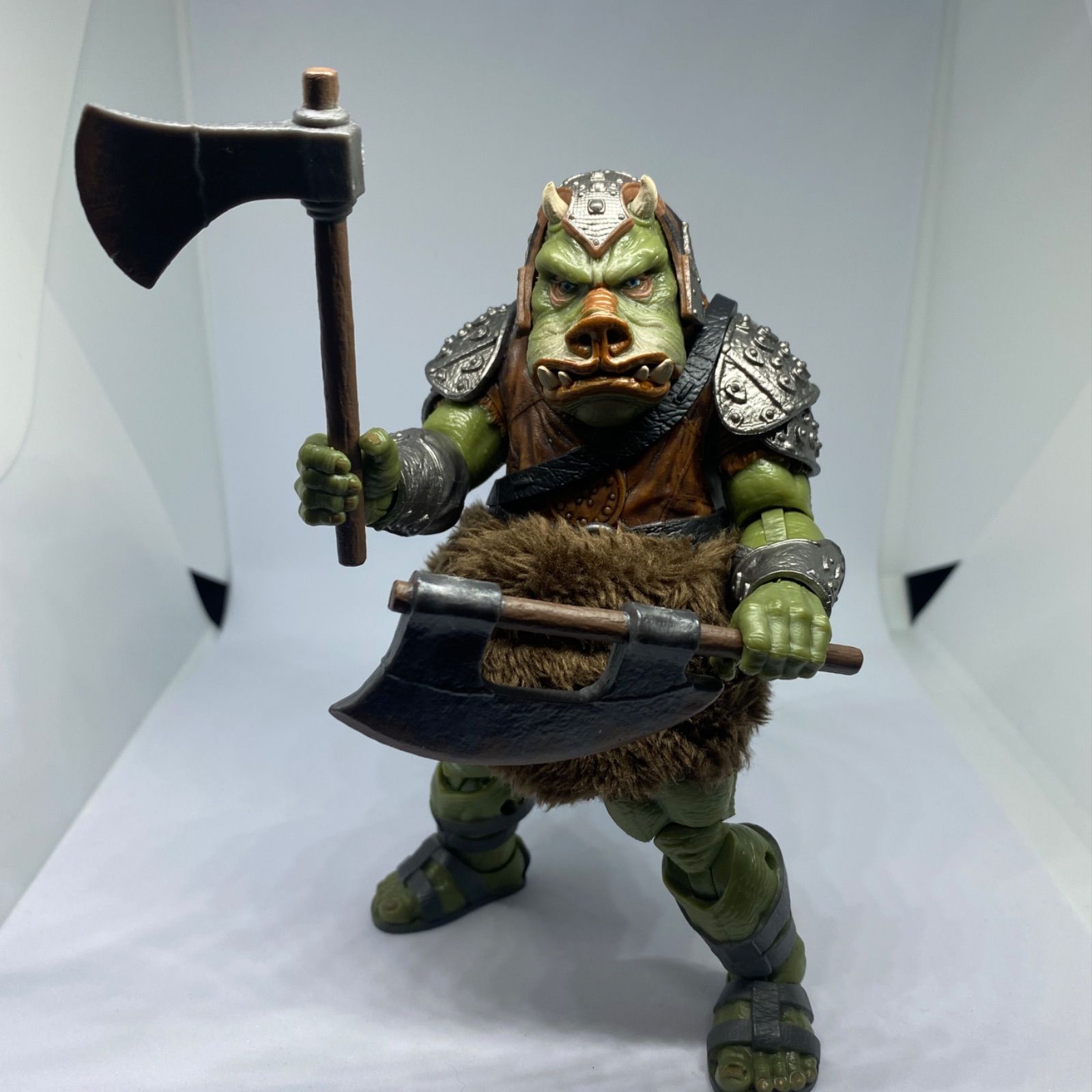 スターウォーズ　ブラックシリーズ　6インチ　ガモーリアンガード Amazon.co.jp: スター・ウォーズ ブラックシリーズ 6インチ
