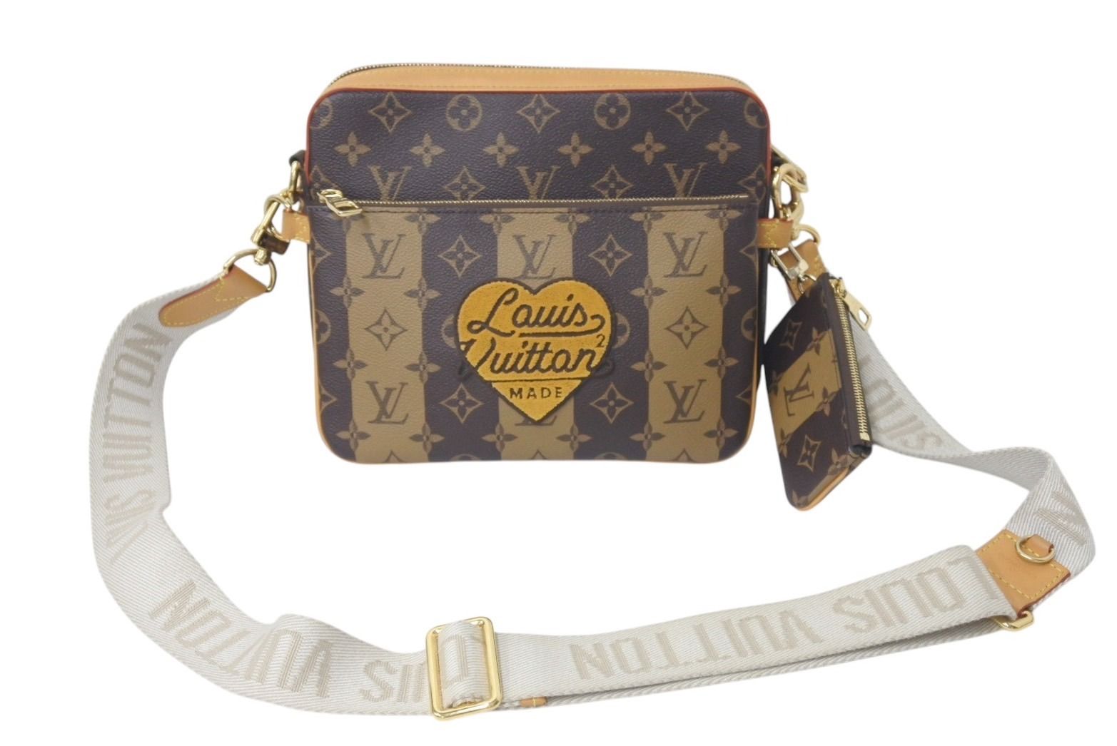 ルイヴィトン LOUIS VUITTON ショルダーバッグ トリオ メッセンジャー