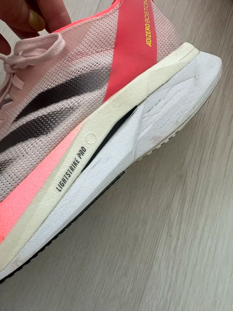 adidas アディダス