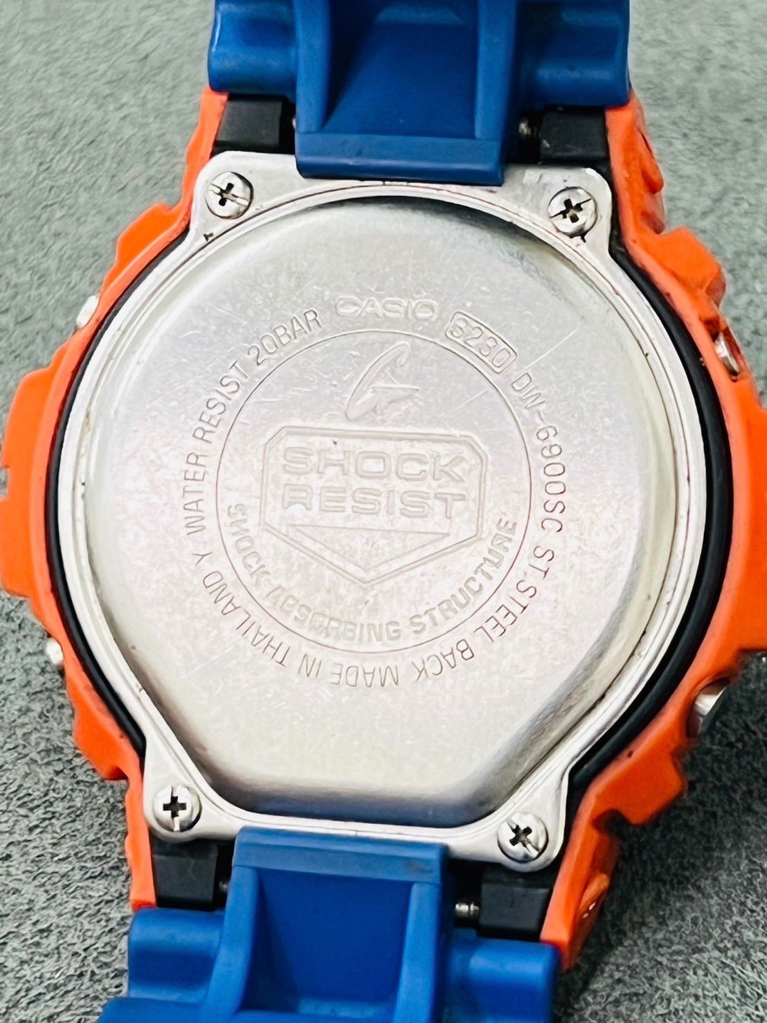 【電池交換済】G-SHOCK クレイジーカラーズ DW-6900SC-4JF G-SHOCK カシオ Gショック CASIO BASIC クレージーカラーズ