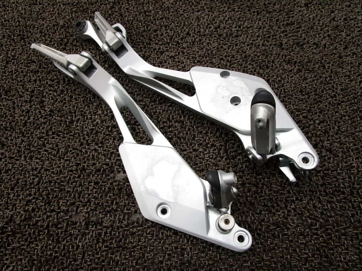 CB400SB レボ ステップ ステー 左右 ▲A5948 NC42 ホンダ NC42E スーパーボルドール REVO 動画有 FI インジェクション