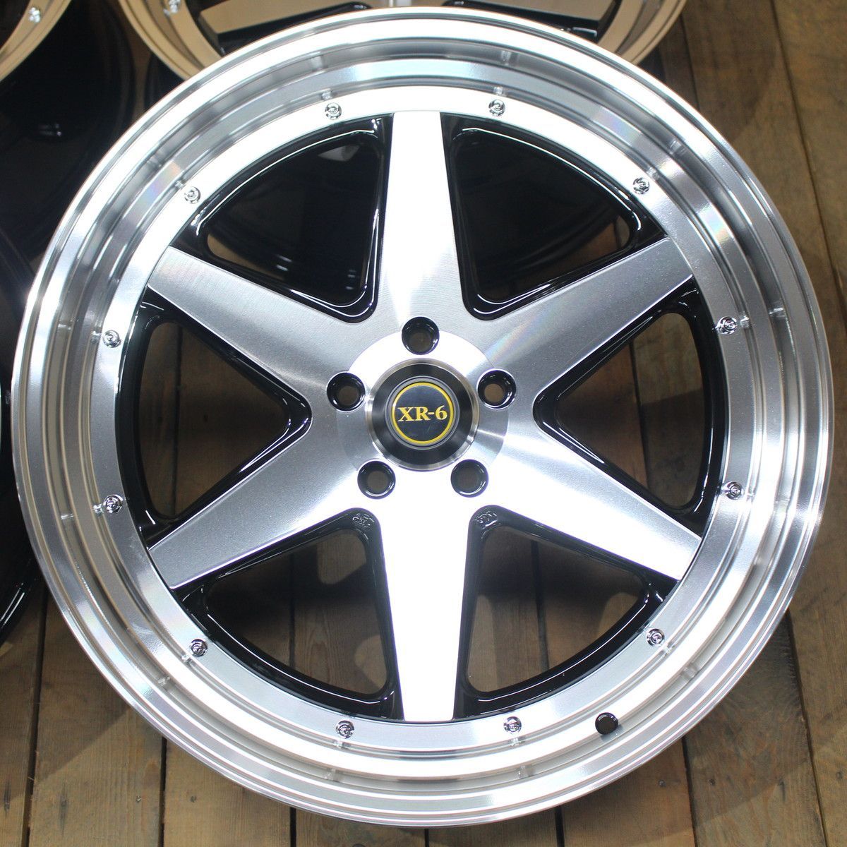 PCD114.3 アルミホイール