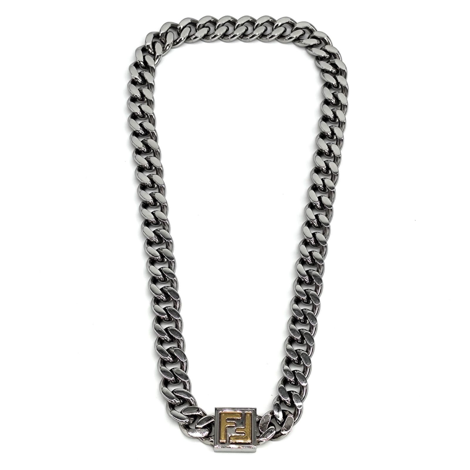 Fendi チェーンネックレス イタリア製 Fendi チェーンネックレス イタリア製