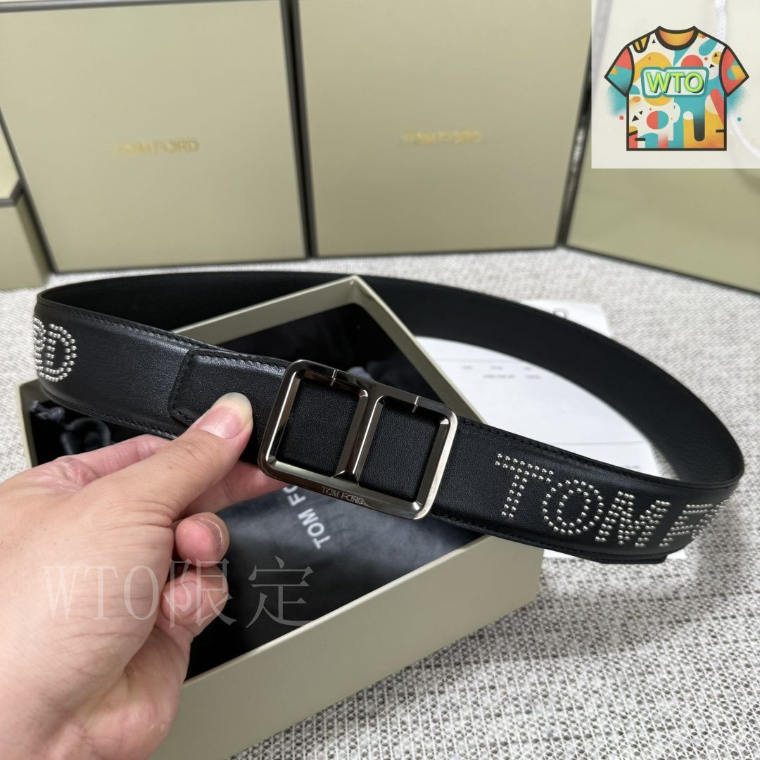 【新品・タグ付き】TOM FORD ベルト ブラック・ブラウン切替 サイズ95 今日特価】Tom Ford トムフォード ダブルフェイス頭層牛皮ベルト