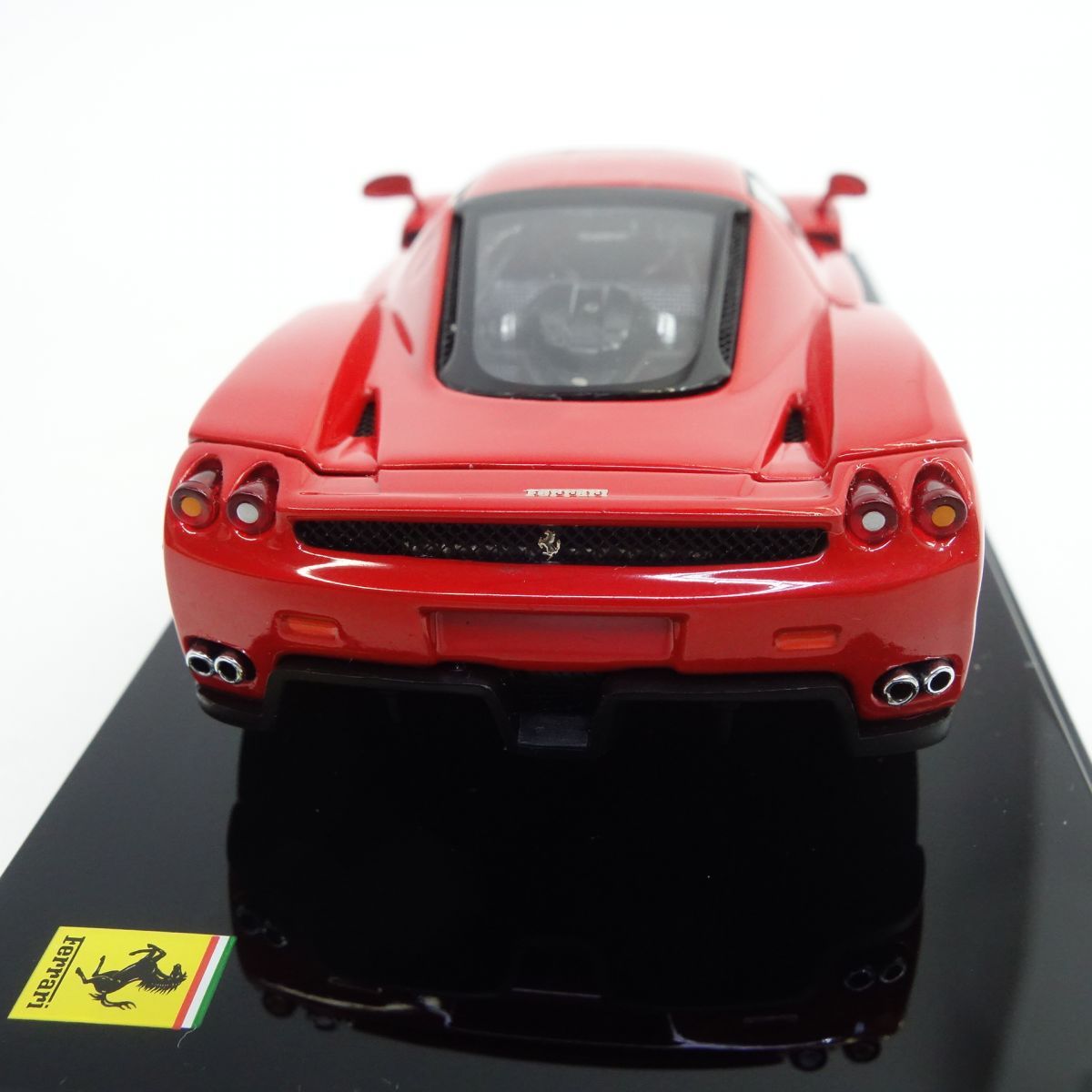 ミニカー京商　フェラーリエンツォ　ロッソスクーデリア 1/43 京商 1/43 フェラーリ エンツォ レッド ミニカー ※中古/難有