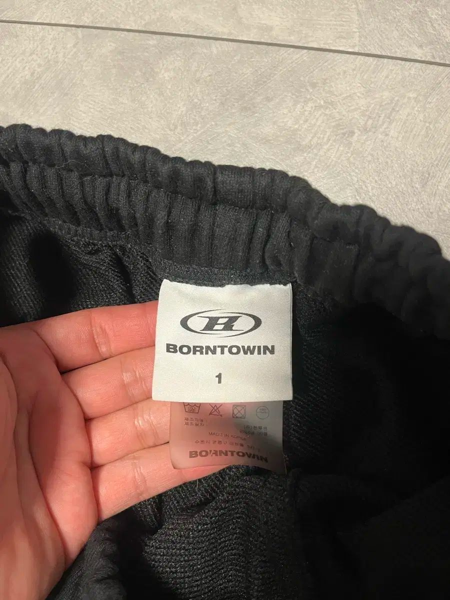 トレーニング パンツ