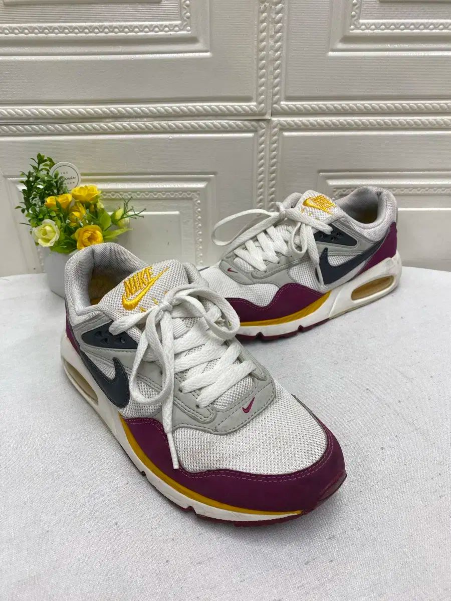 NIKE ナイキ エアマックス コラレート スニーカー