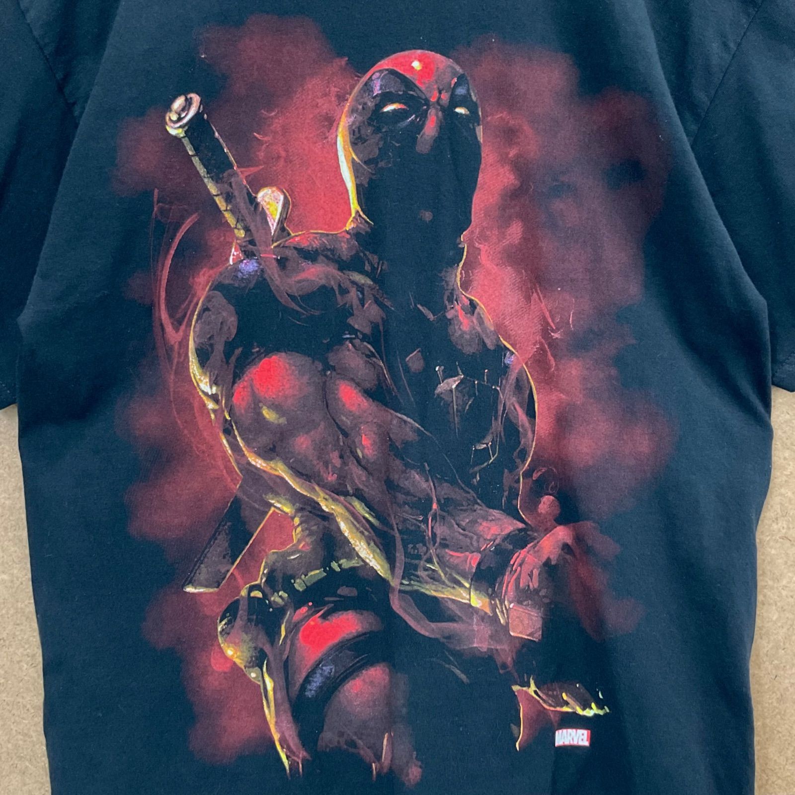 US古着 デッドプールDEADPOOL 劇画調イラスト MARVEL 半袖tシャツ黒L