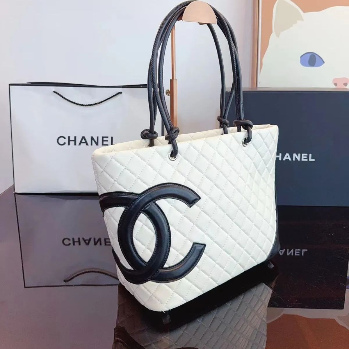 CHANELシャネル　メッシュトートバック