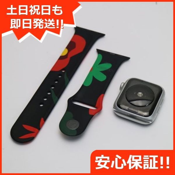 美品 Apple Watch SE GPS 40mm シルバー 即日発送 Watch Apple 土日祝発送OK 05000