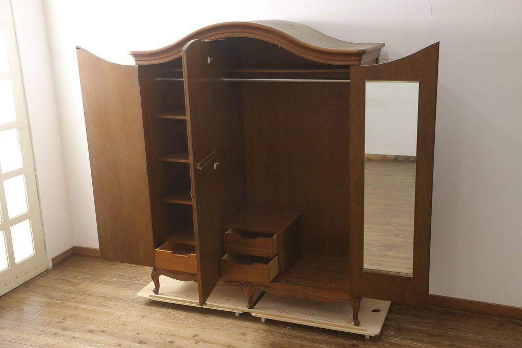 ☆事前問合せ必須☆ DREXEL HERITAGE ドレクセルヘリテイジ Touraine