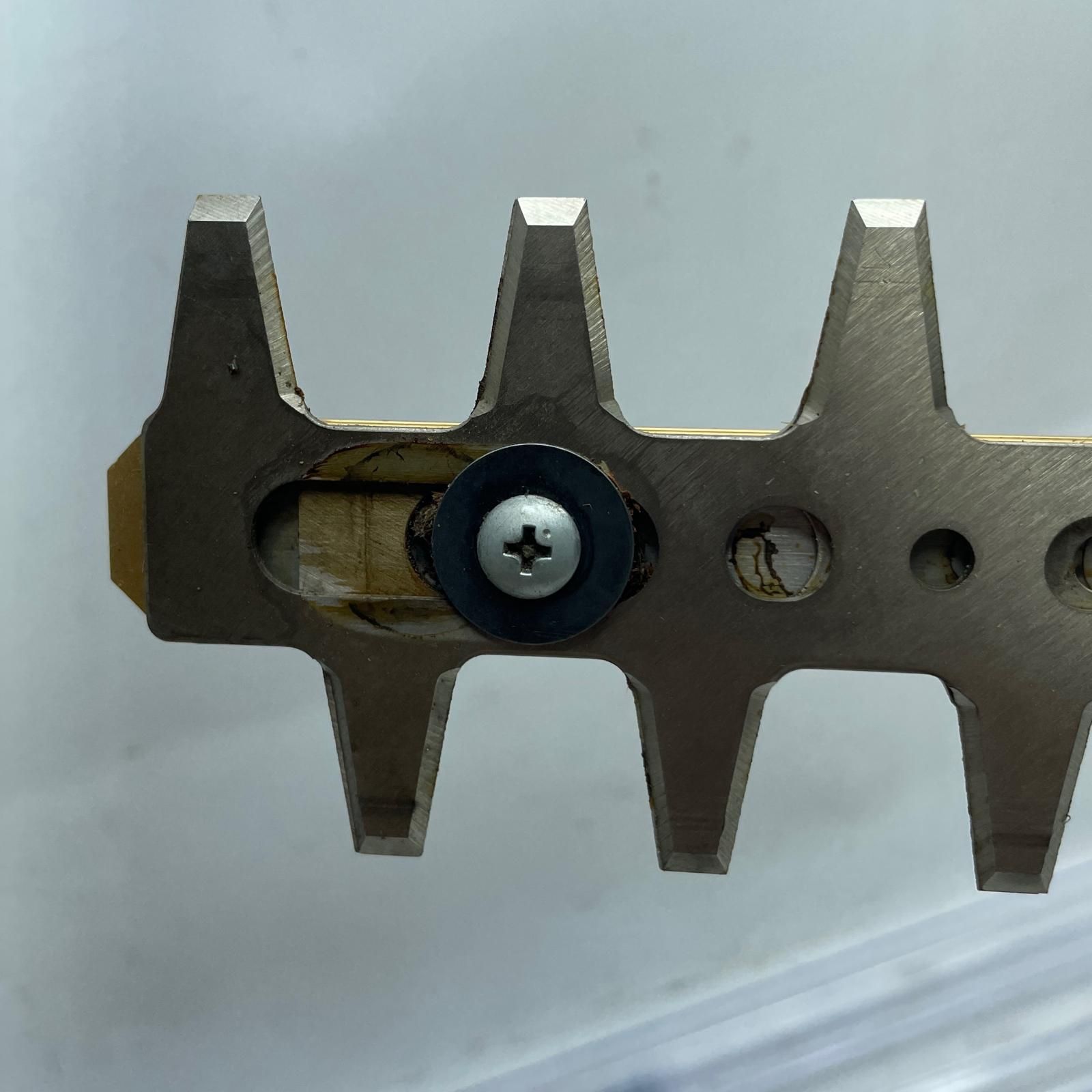 ヘッジトリマー MUH4652