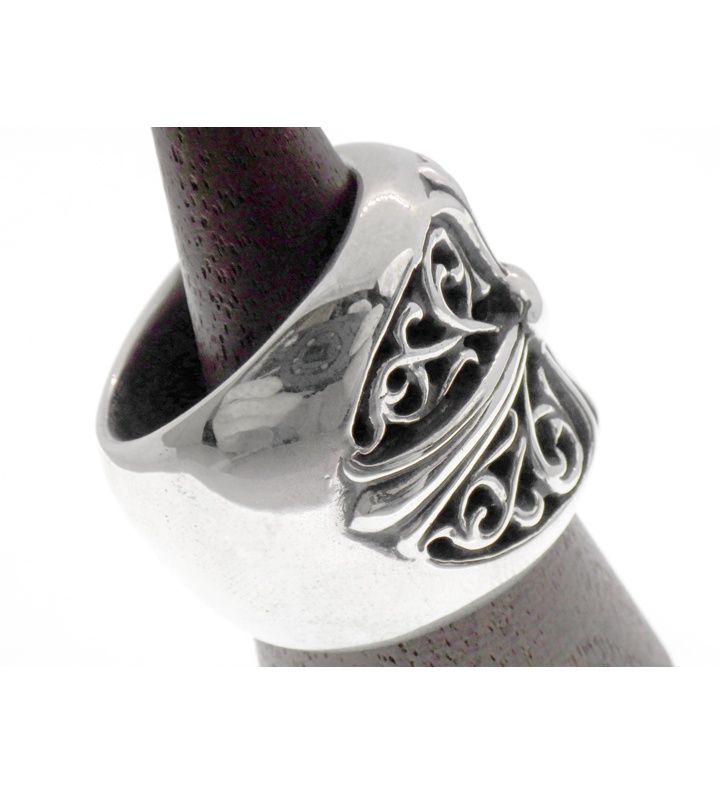 クラシックオーバル クロス