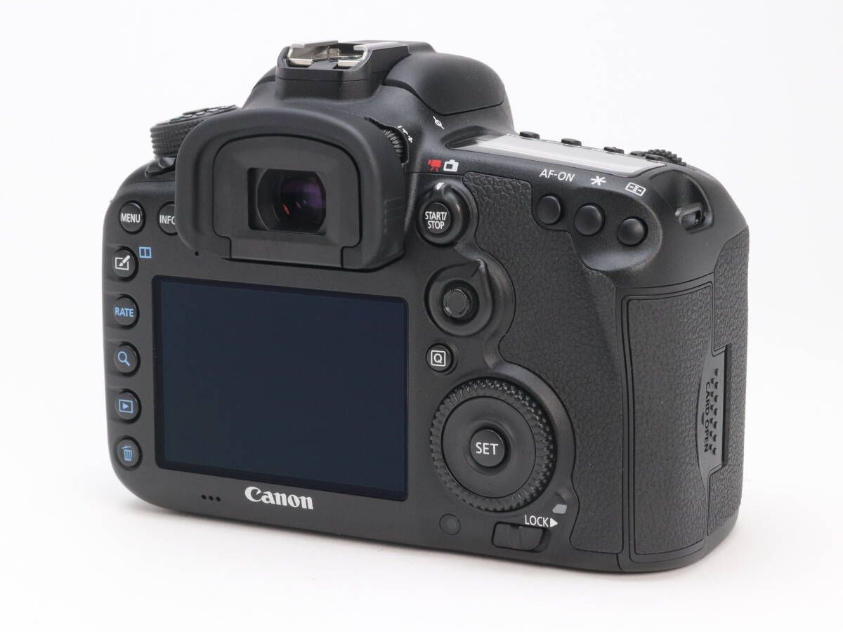 AA- (極上品) Canon キヤノン EOS 7D Mark II シャッター数