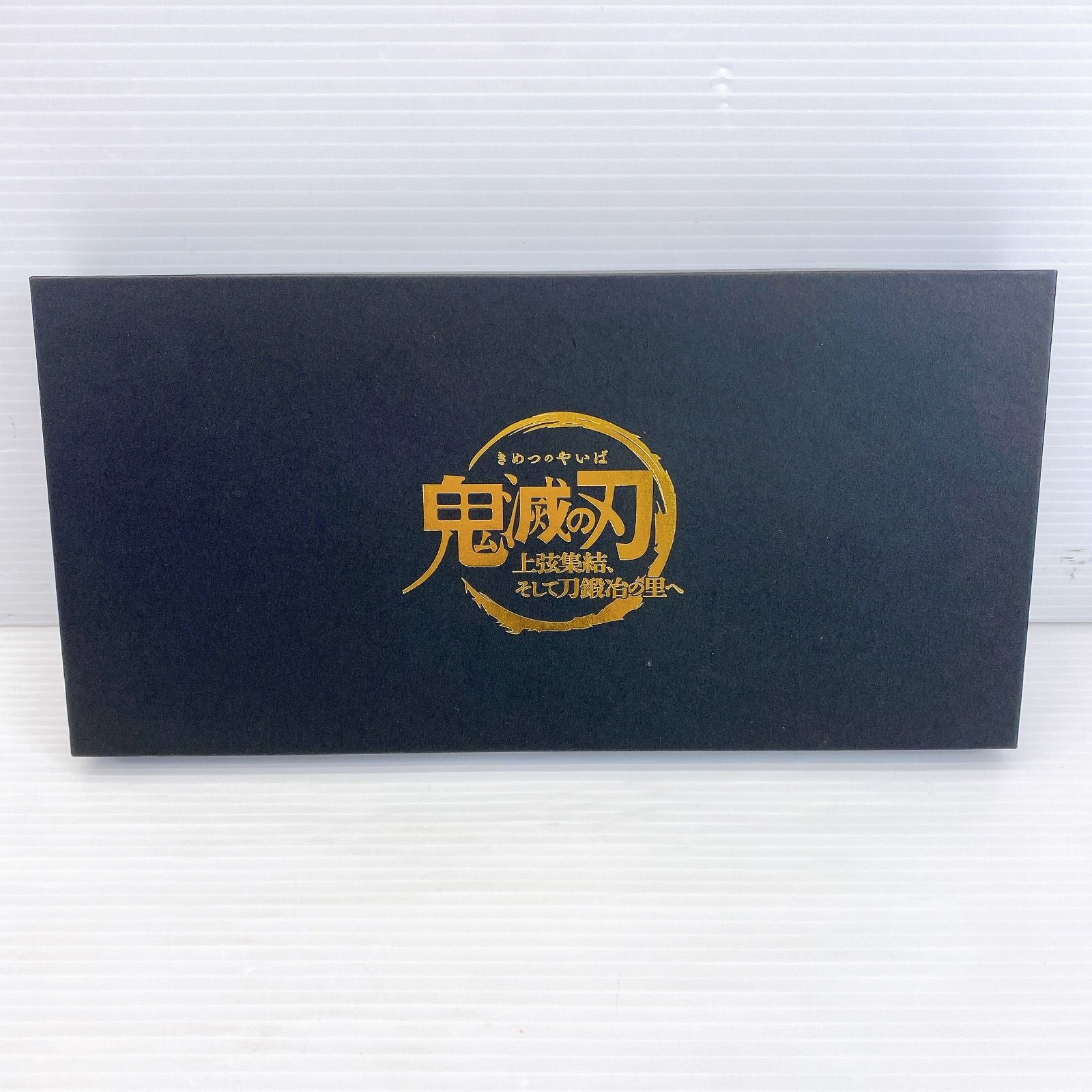 ◇ 鬼滅の刃 ワールドツアー キービジュアル 57mm 缶バッジセット 上弦 