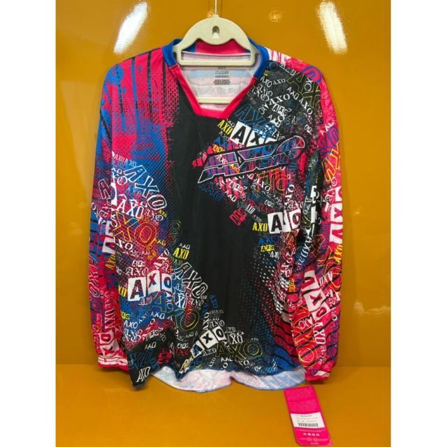 SIZE XL