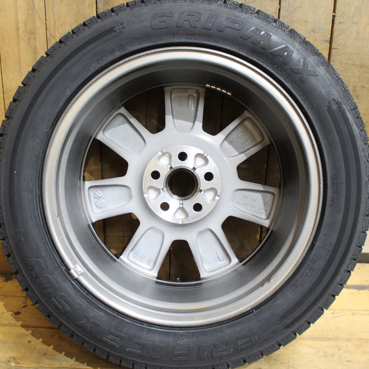 MITSUBISHI デリカD5 シャモニー 純正 18インチ ブラック 2025年製造