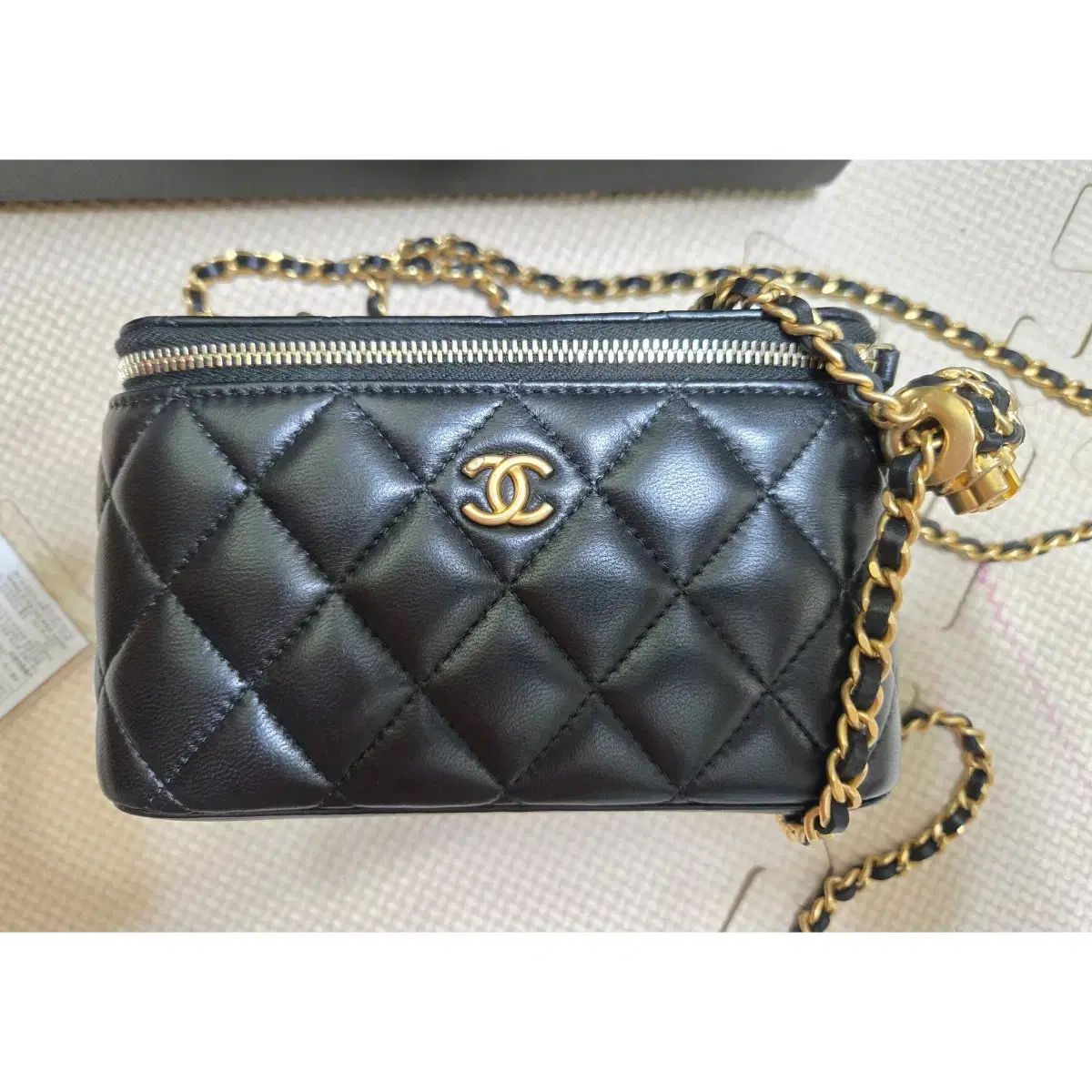 【希少パールココボール付】CHANEL★バニティケース★24K限定 定番人気/ココボール】CHANEL バニティケース 長さ調整可能