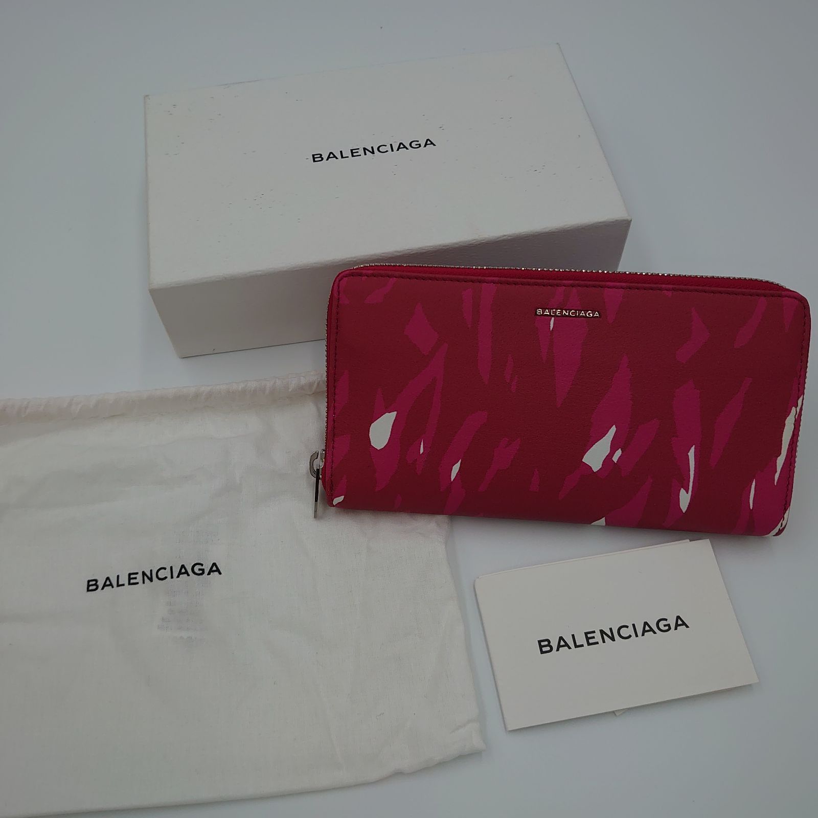 BALENCIAGA 長財布 ラウンドファスナー レザー レッド 392124 - メルカリ 