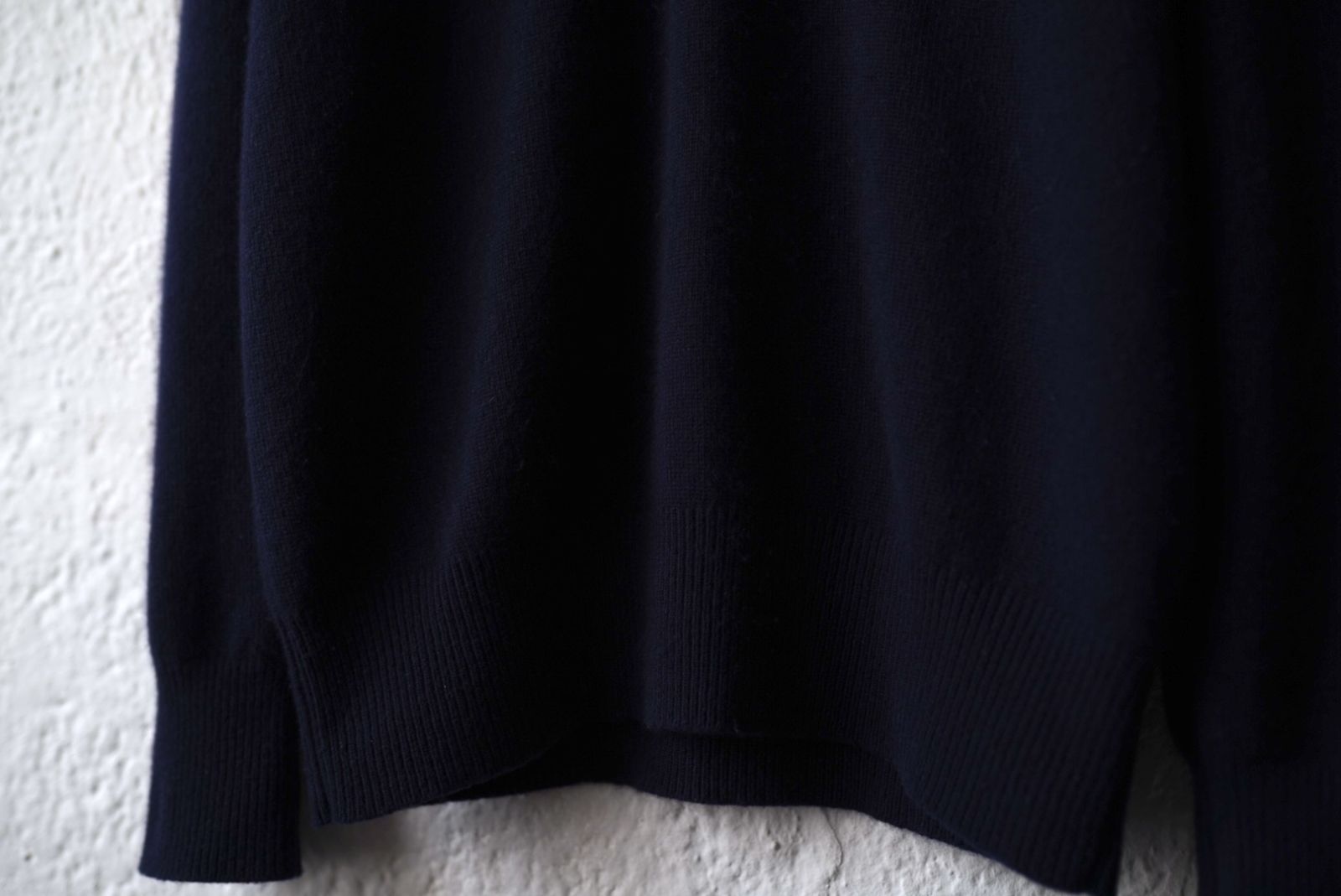 22AW V/N SWEATER カシミヤ度詰Vネックニットセーター / MAATEE&SONS