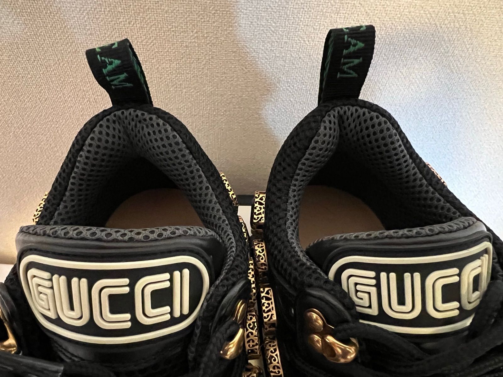 新品本物 新品未使用！正規品GUCCI(グッチ)フラッシュトレック