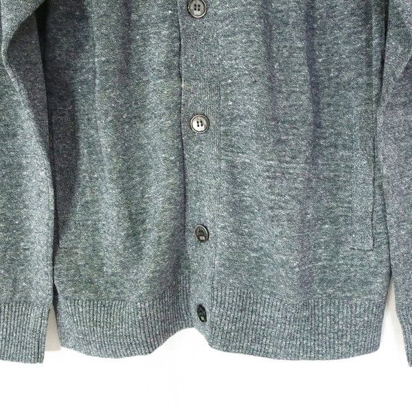 ニットカーディガン