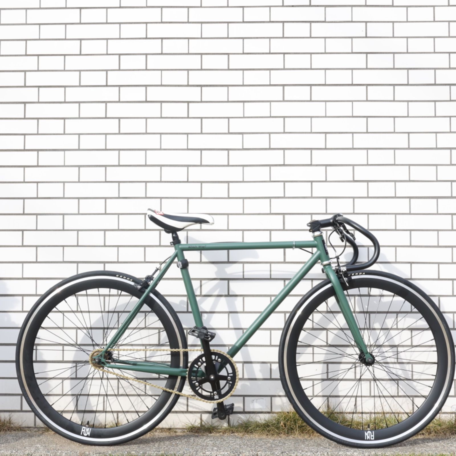 新品】FUN 700C ANGUS FLAT, Mat green オーダーメイド自転車 ピストバイク シングルスピード - メルカリ