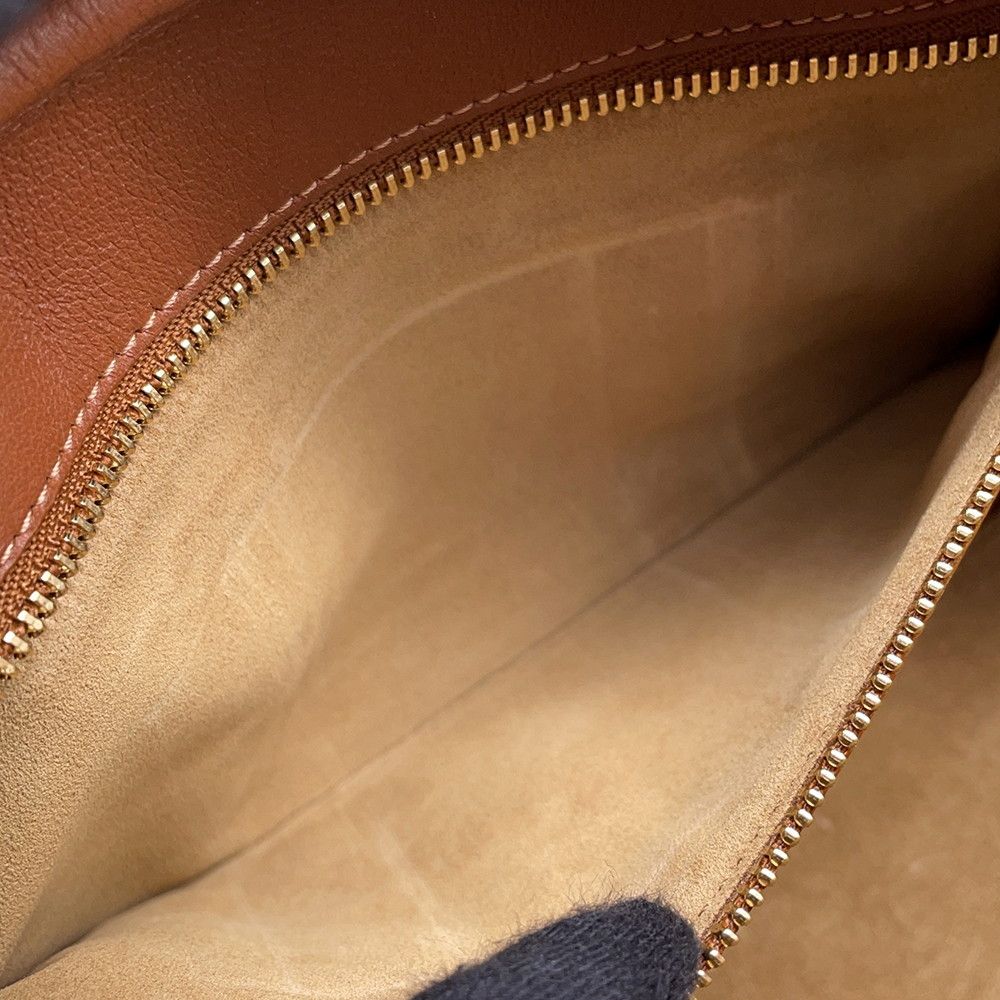 ロエベ ハンドバッグ アマソナ23 トリオンフ キャンバス レザー  