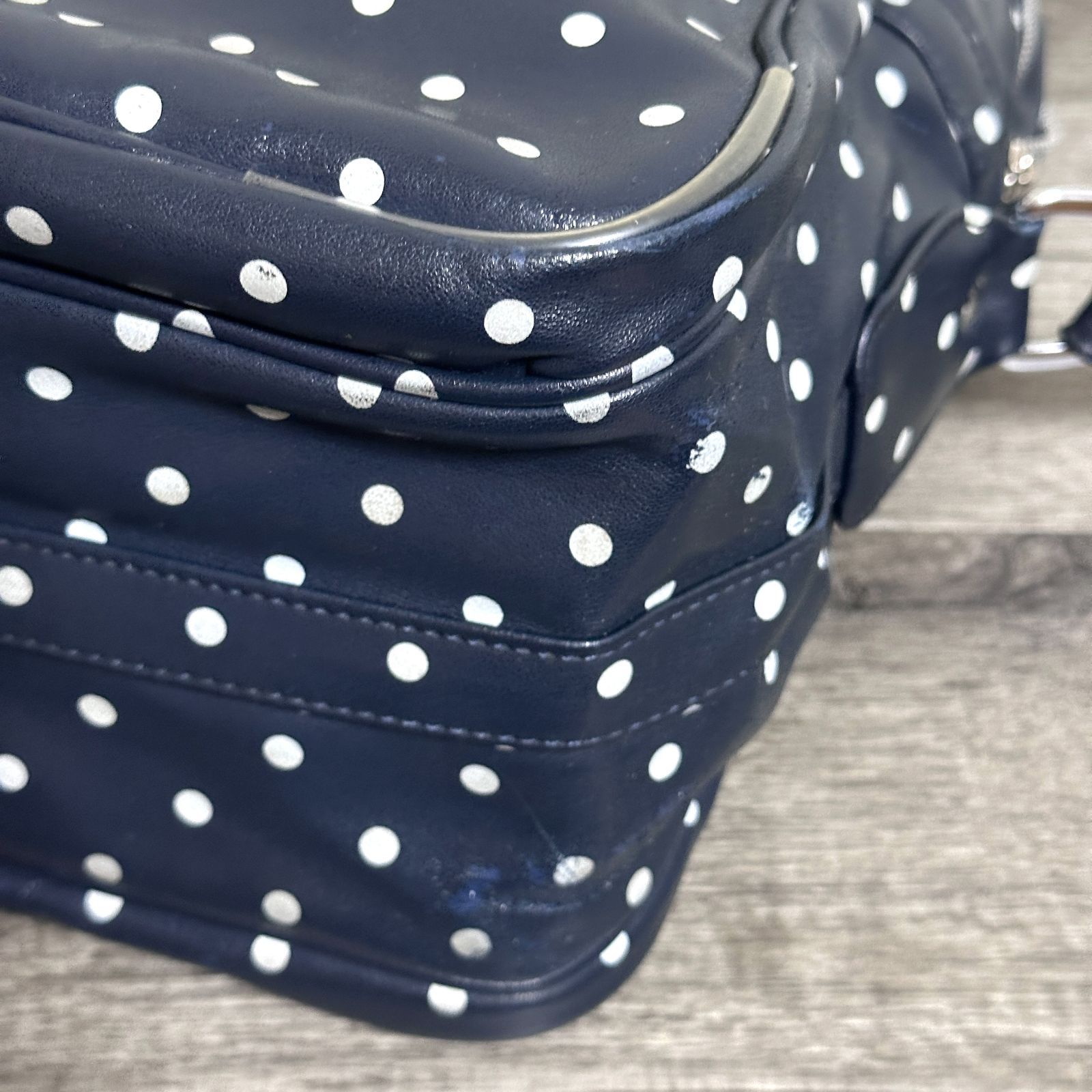 COMME des GARCONS　ドット柄　ショルダーバッグ ドット柄が可愛い】コムデギャルソンガール ショルダーバッグ (COMME
