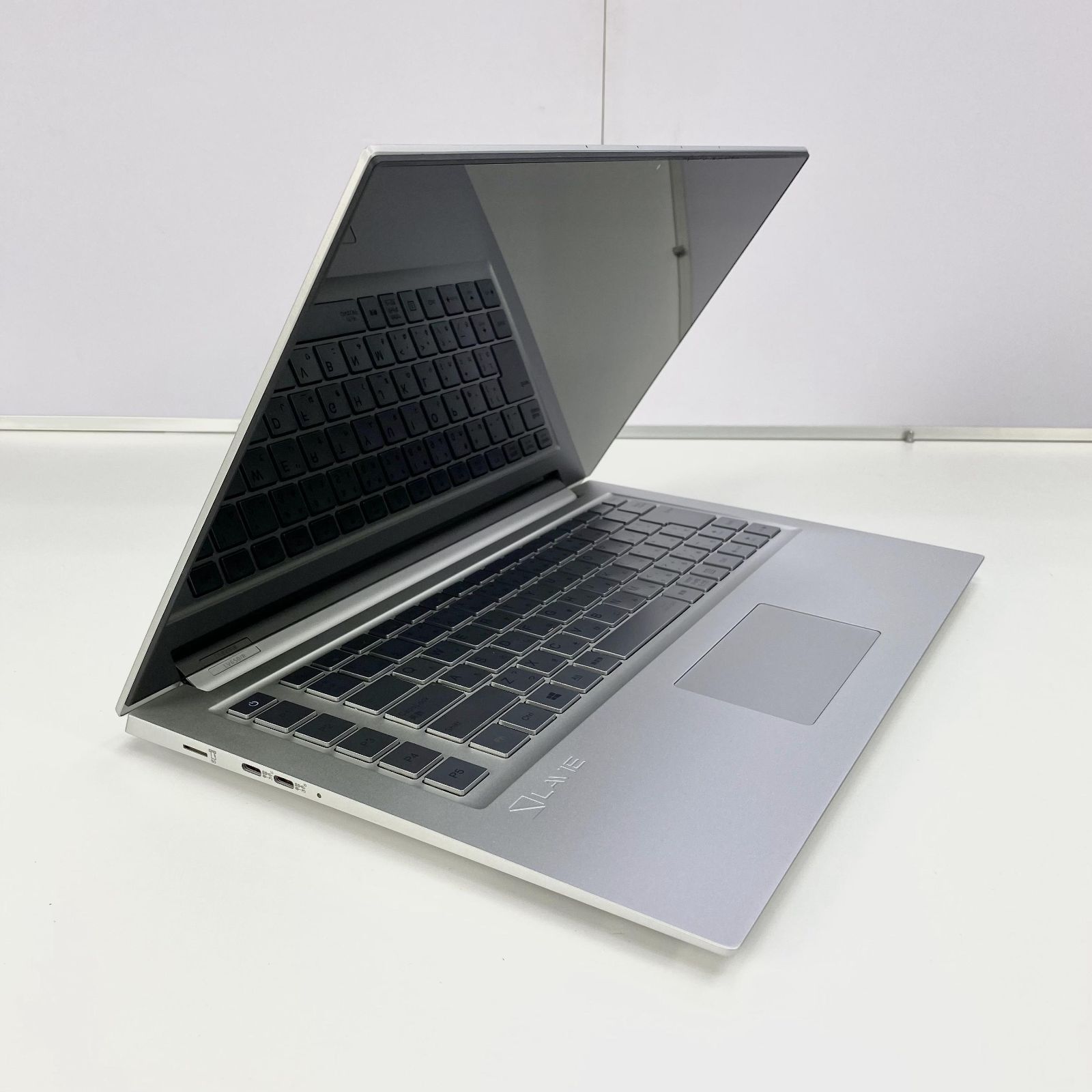 NEC Lavie LV650RAS 15.6型 Ryzen 7 3750H NEC LAVIE VEGA LV650/RAS