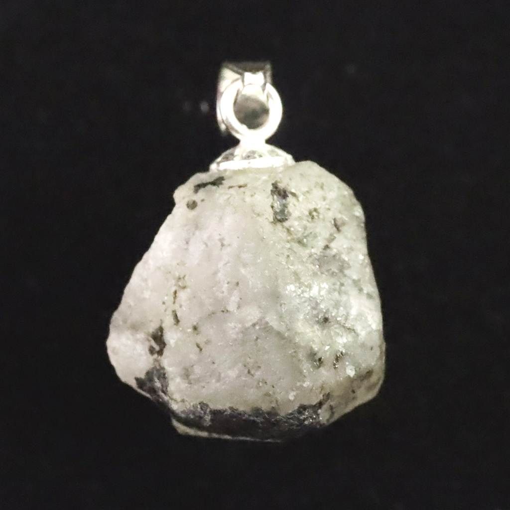 ①ロシア産  フェナカイト ほか天然石入りペンダントトップ ロシア産 フェナカイト 13mm 原石 ペンダントトップ 1.96g