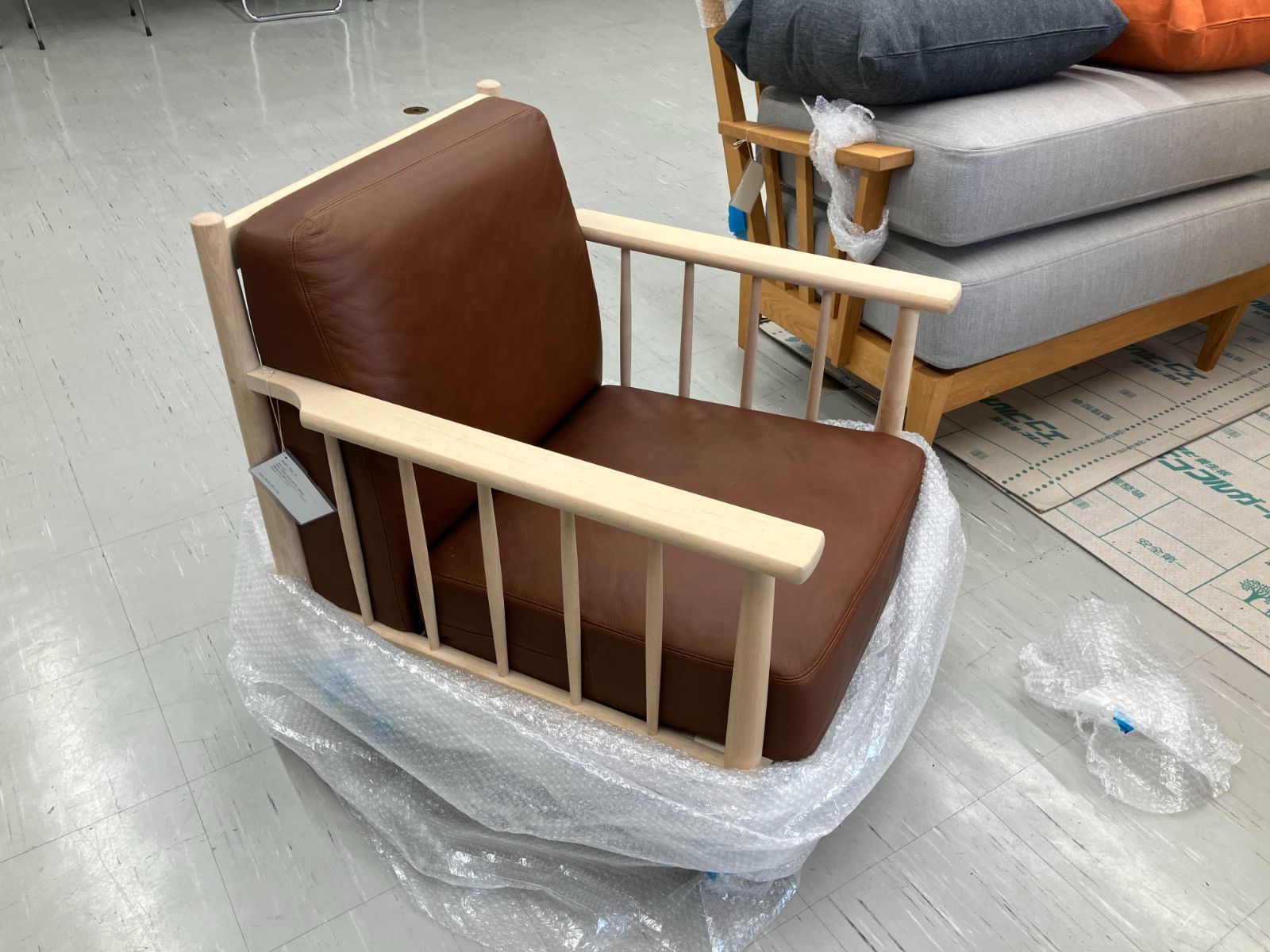 北の住まい設計社 スポークソファー