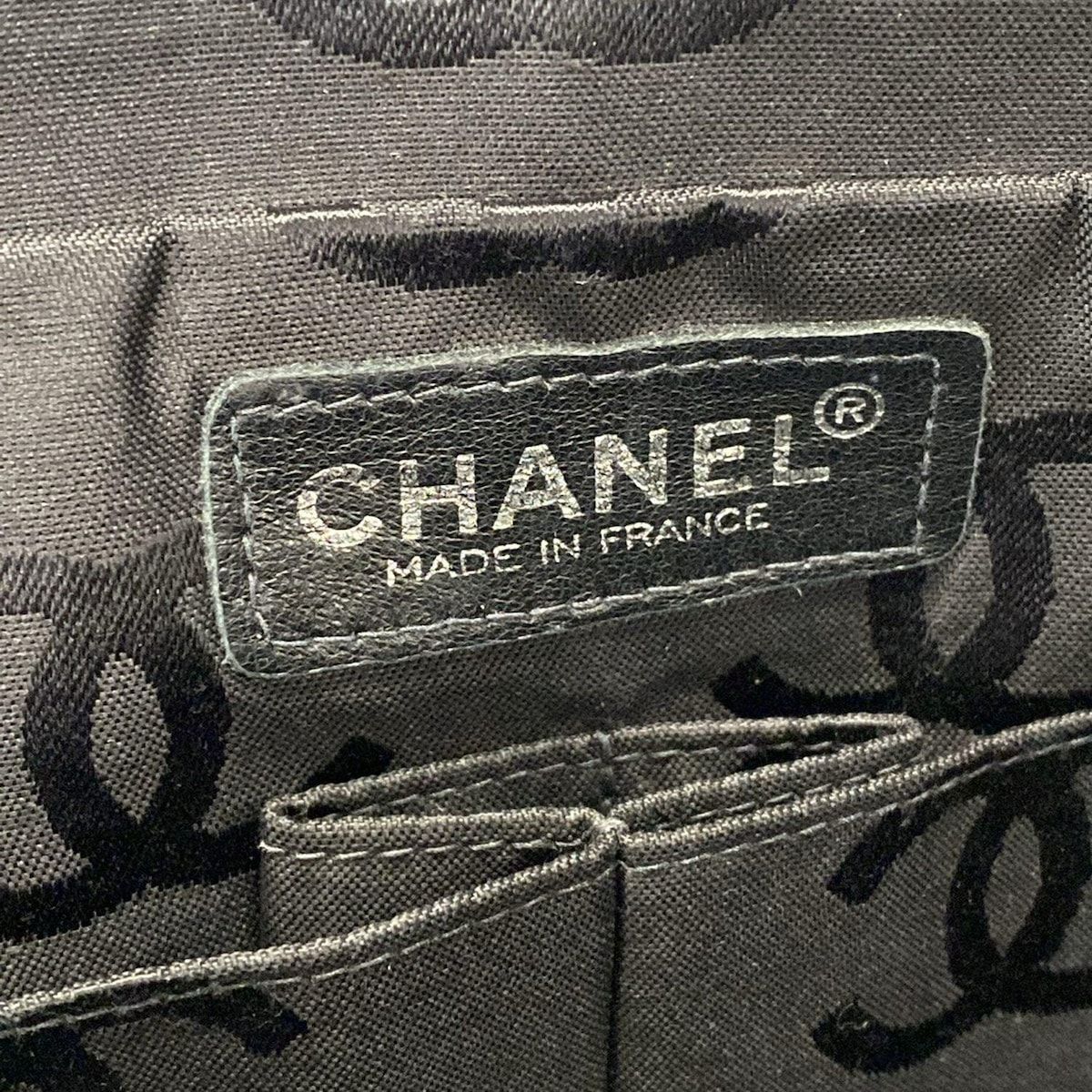 シャネル ショルダーバッグ