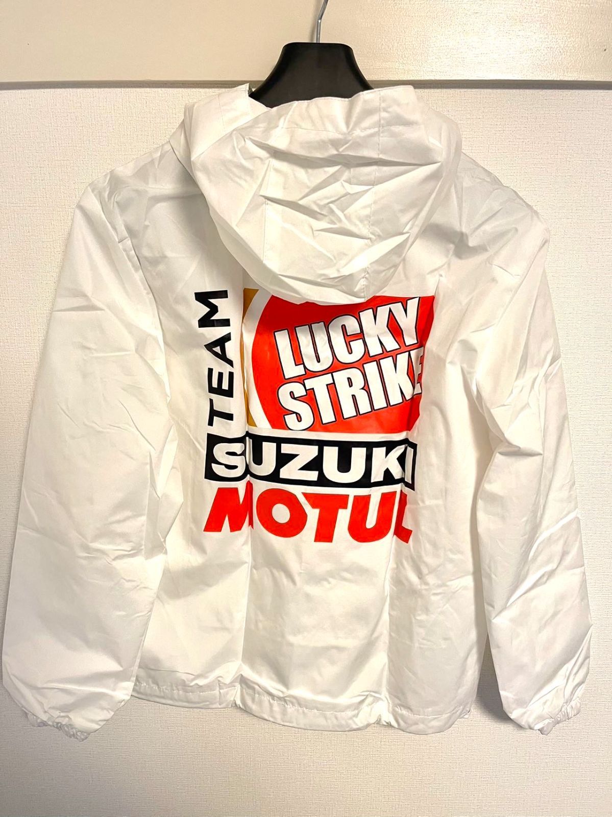 ★アウトレットセール★新品 L MotoGP RACING TEAM HONDA レーシング Tシャツ HRC オートバイ 半袖 シャツ アウトドア スポーツ グッズ ☆アウトレットセール☆ 新品 L aprilia MotoGP RACING TEAM パーカー