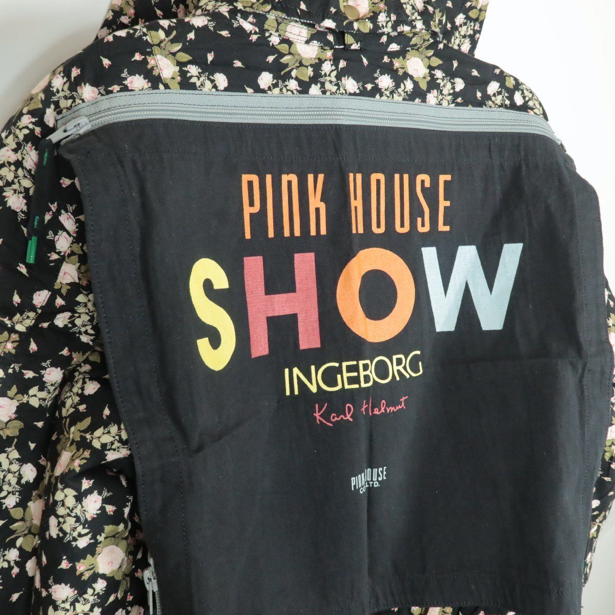 PINK HOUSE - 【美品】ピンクハウス★ジップアップブルゾン 黒系 ゼッケン付き！中綿入りキルティング♪フード付き♪ギンガムチェック♪ローズ柄 z10649s 美品】ピンクハウス☆ジップアップブルゾン 黒系 ゼッケン付き