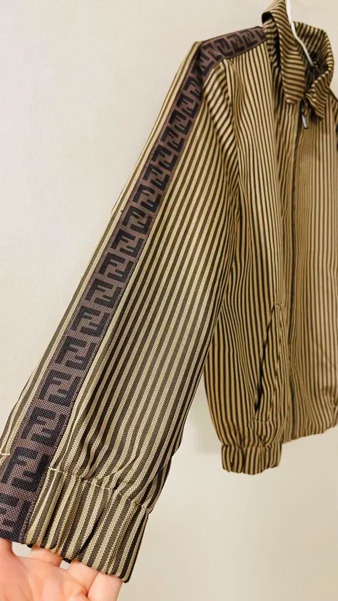 ブルゾン ジャケット