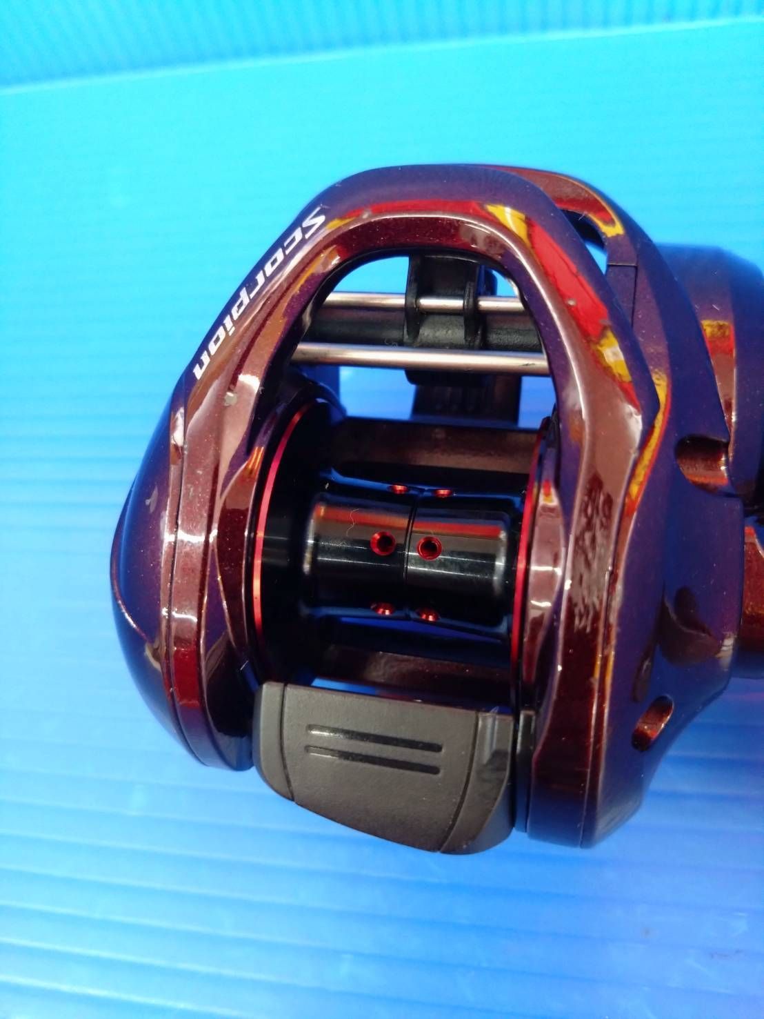 シマノ　14 スコーピオン200　右巻き Amazon | シマノ(SHIMANO) ベイトリール 両軸 14 スコーピオン