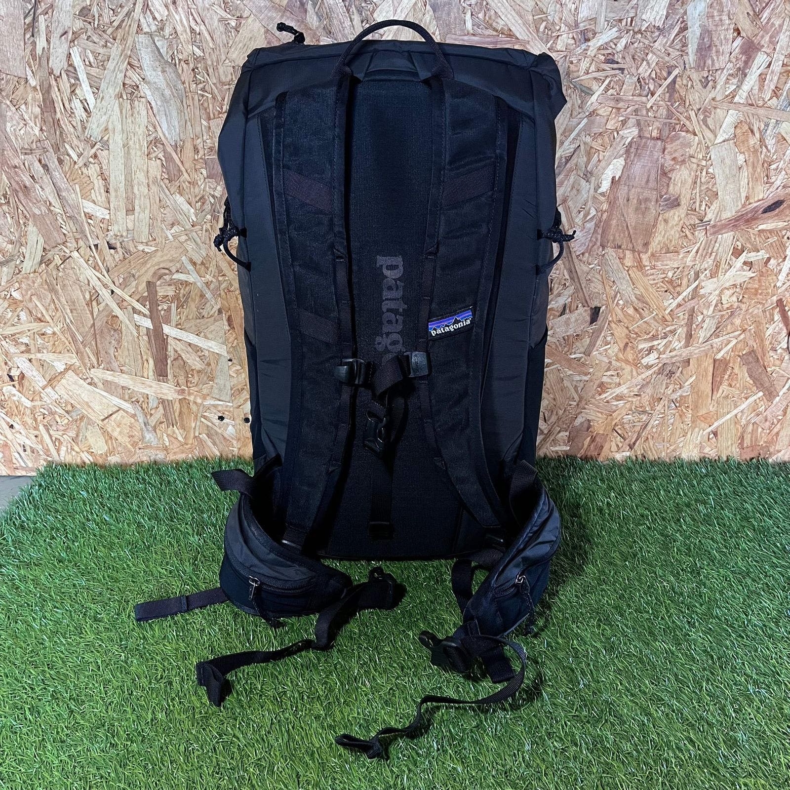 テラヴィアパック 28L-ブラック-L パタゴニア テラヴィア パック