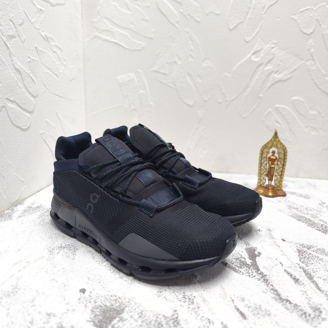▼未使用✨美品✨Cloud nova オン クラウドノヴァ ランニングシューズ 2025年最新】cloudnova onの人気アイテム - メルカリ
