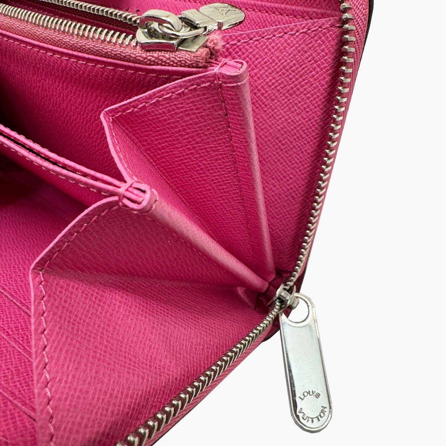 LOUIS VUITTON ルイ ヴィトン ジッピーウォレット エピ ラウンド 