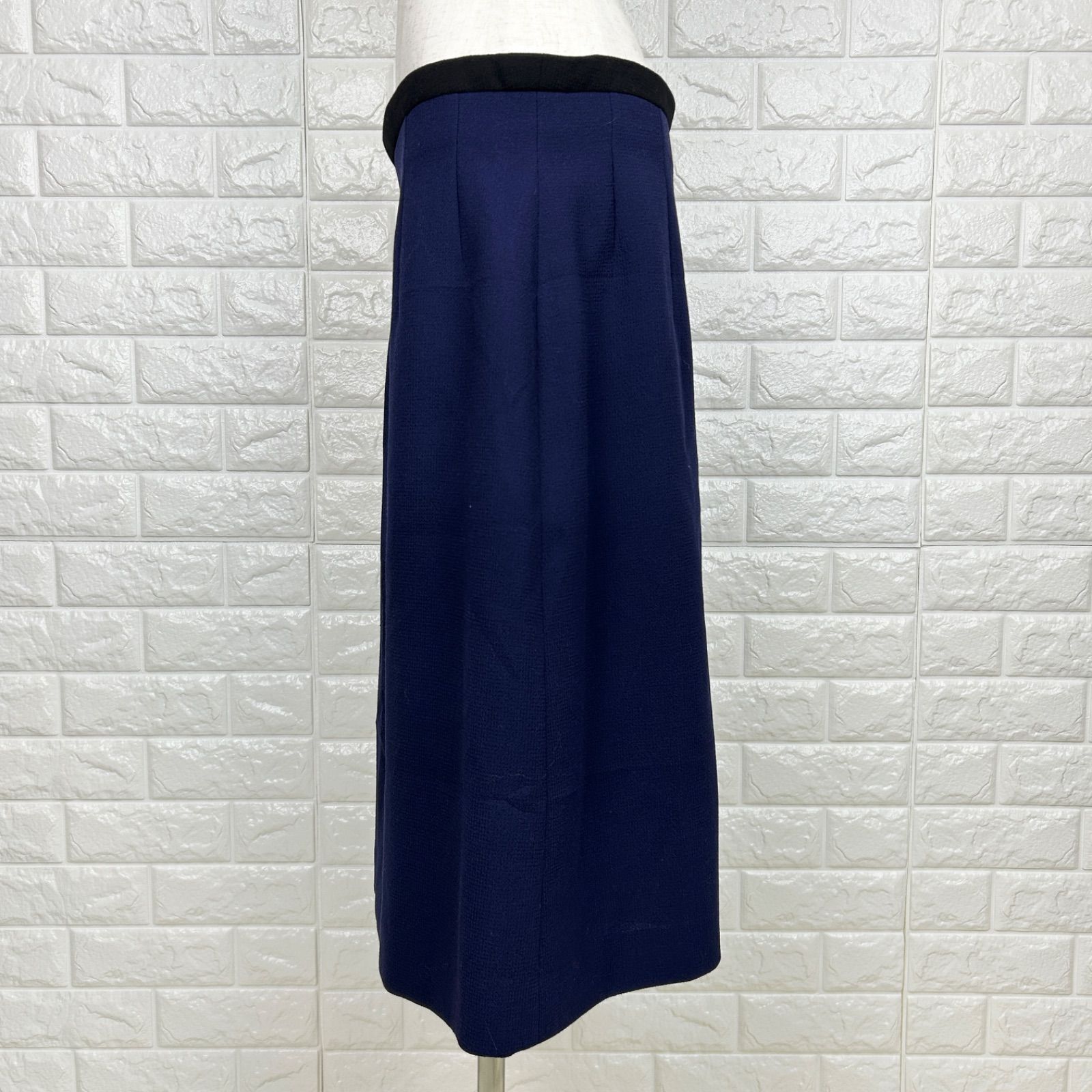 ☆値下げ交渉OK☆ エスカーダ ESCADA M ウール100% ミディ