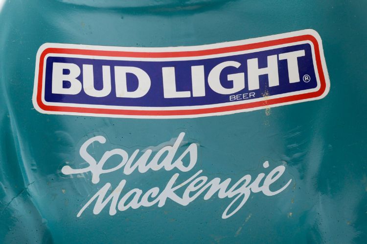 【送料無料】1986年 Spuds 犬 スパッズ マッケンジー 正規品 BUD LIGHTバドワイザー バドライト 店舗用ディスプレイ fa28