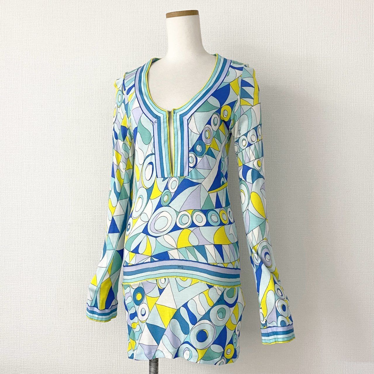 26c14 イタリア製 EMILIO PUCCI エミリオプッチ 長袖ワンピース 