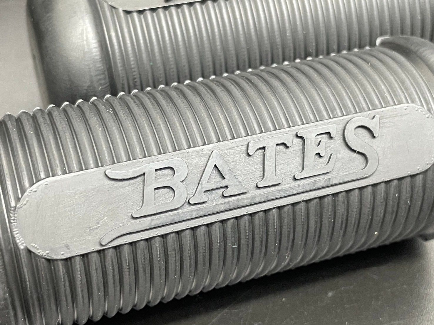 ハーレー BATES ベイツ フットペグ ステップ セット パンヘッド